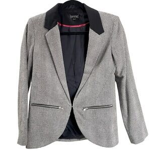 TOPSHOP Black and Gray Checkered Blazer Size 4